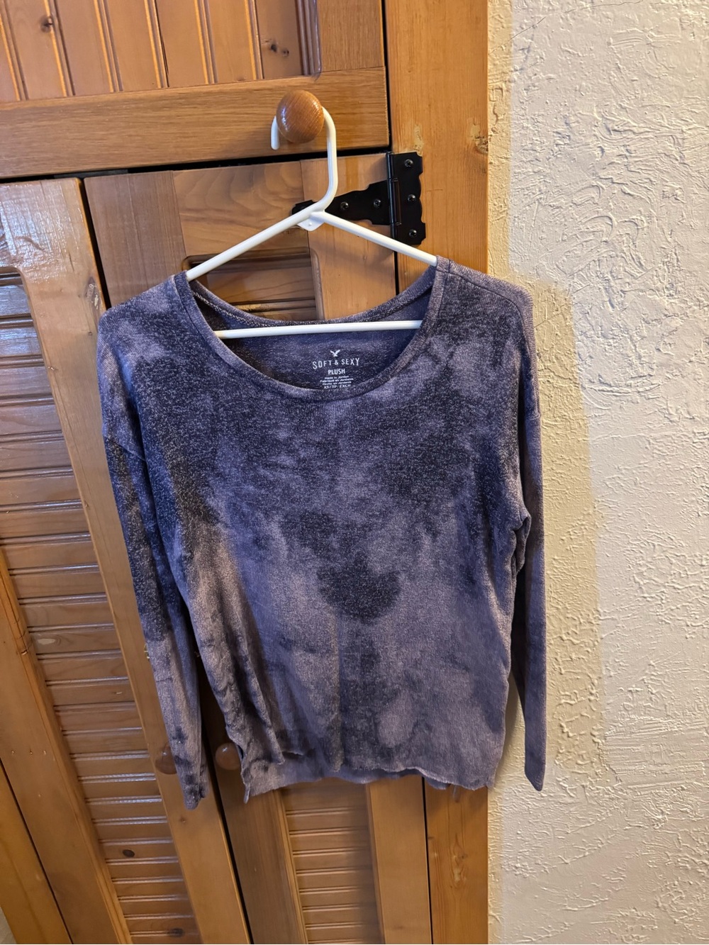 Women's American Eagle Soft & Sexy Plush Tie Dye Style Top